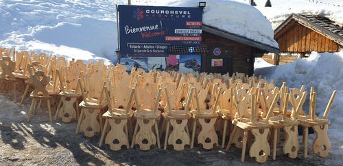 chaises courchevel dior